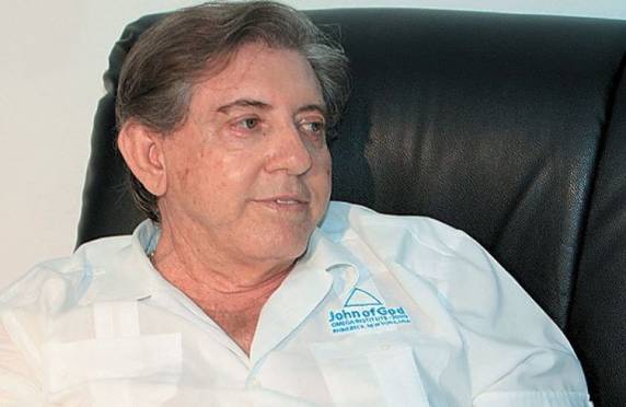 Médium é considerado foragido e seu nome foi incluído na lista da Interpol. Prazo para que ele se entregasse terminou às 14 horas deste sábado (15)