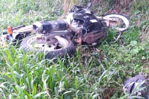 Colisão ocorreu no km 117; rodovia permanece com bloqueios de trânsito