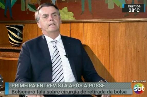 Presidente não descartou propor o fim da Justiça do trabalho no país, que, segundo ele, é um 