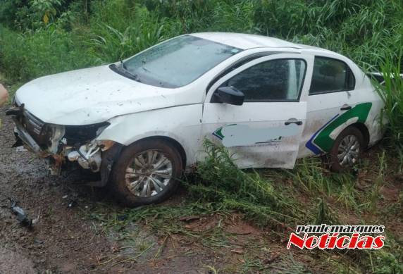 Automóvel Voyage é de Três de Maio