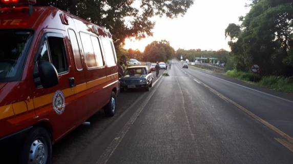 Um acidente de trânsito envolvendo um veículo causou a morte de uma pessoa na madrugada desta quarta-feira, 11, em Três Passos