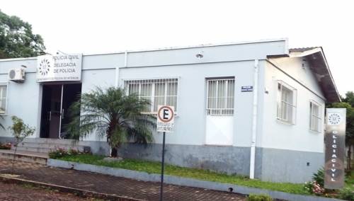 Foram cumpridos 4 mandados de prisão e 4 de busca e apreensão