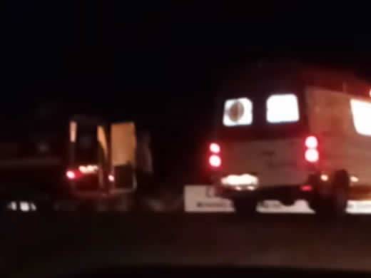 Acidente foi registrado na BR-472 no início da madrugada deste domingo (12)
