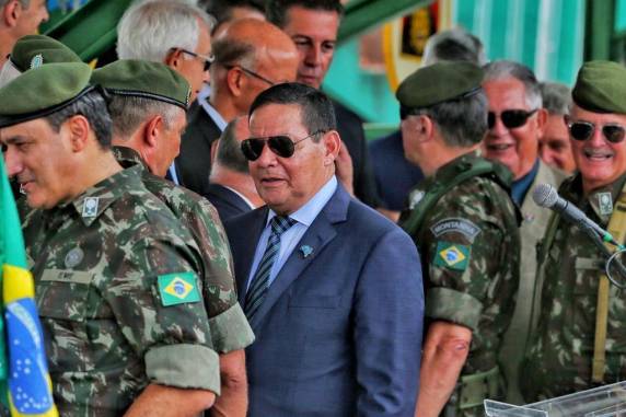 Vice-presidente da República, Hamilton Mourão, afirmou à Rádio Gaúcha que vê como 