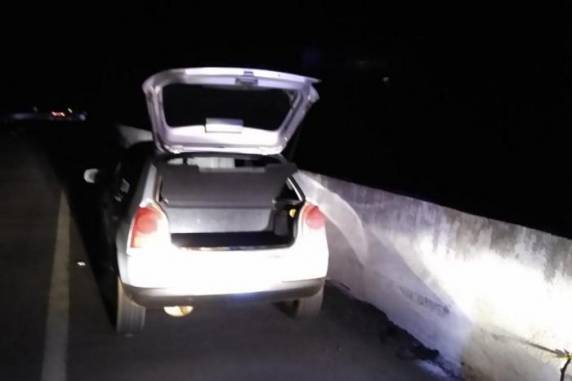Agentes localizaram carro do homem abandonado e com manchas de sangue em ponte na divisa do Estado com Santa Catarina