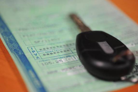 Licenciamento de 2021 terá valor único de R$ 66,70 e quem já pagou terá crédito em 2022