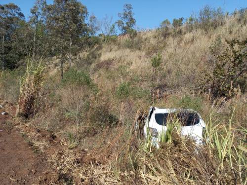 Saída de pista foi registrada neste sábado