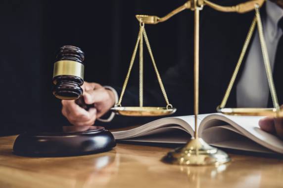Acusado de ter cometido o abuso sexual teria confessado o crime ao pároco, que disse em depoimento à Justiça que não poderia falar nada devido ao 