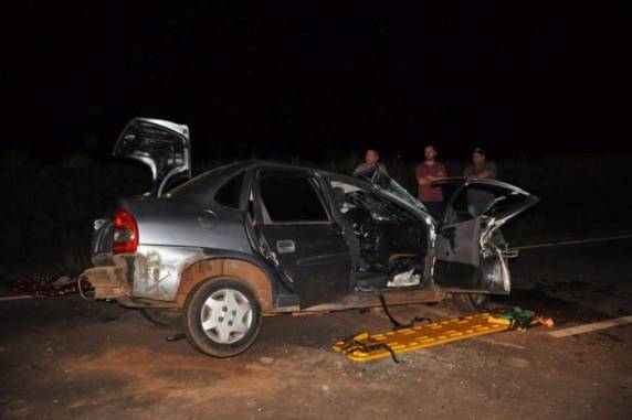 Padeiro, filho e amiga da família morreram em colisão ao tentar desviar de um pedestre