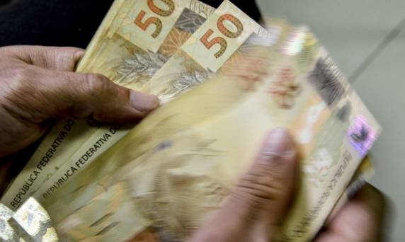 Valor mínimo, até o fim do ano, é de R$ 600 por família