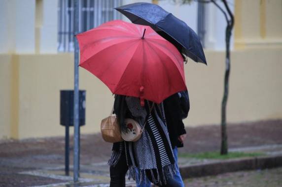 O aviso do Instituto Nacional de Meteorologia é de cor laranja, o que representa 