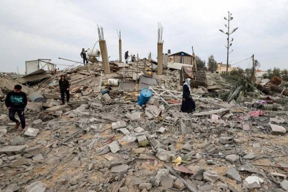 Ataque ocorre um dia após o secretário-geral da ONU alertar obstáculos israelenses à distribuição de ajuda humanitária aos palestinos