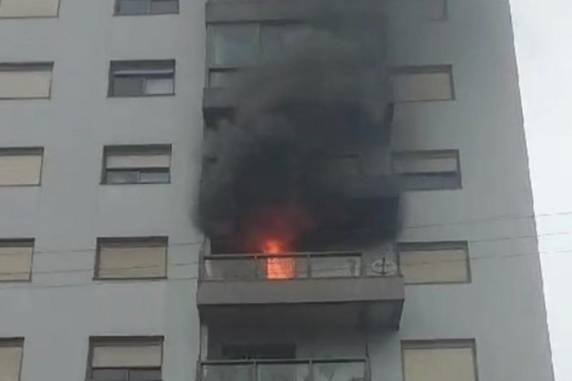 Criança precisou ser resgatada por moradores das proximidades