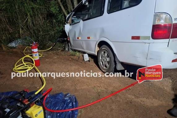 O acidente ocorreu no final da madrugada deste sábado no trajeto entre Três de Maio e Independência