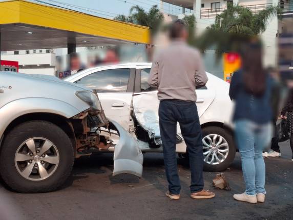 A Brigada Militar esteve no local e o Samu realizou o encaminhamento da vítima para atendimento hospitalar.