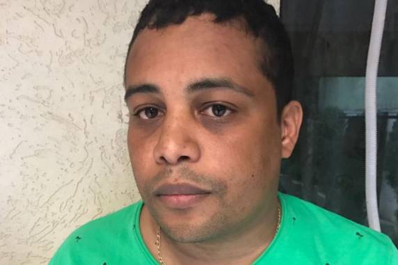 Vítima é Jackson Peixoto Rodrigues, 41 anos, conhecido como Nego Jackson. Polícia suspeita de que arma tenha ingressado na unidade prisional por meio de um drone