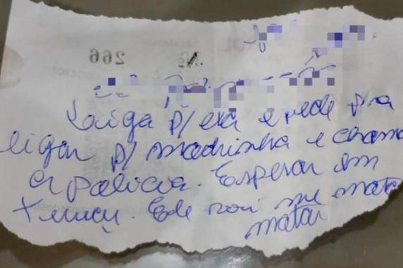 Vítima pediu ajuda em um bilhete escrito e entregue em um posto de gasolina em Farroupilha. Polícia Rodoviária Federal (PRF) interceptou o veículo quando estava a caminho de São Lourenço do Sul, para onde a mulher seria levada
