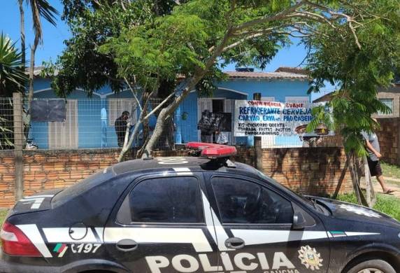 Ana Alice da Rocha, 47 anos, é investigada pelo caso descoberto nessa semana. Filho dela, de 23 anos, foi preso de forma preventiva e confessou o crime