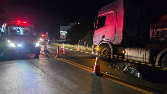 Vítima de 63 anos chegou a ser socorrida pelo SAMU, mas não resistiu aos ferimentos